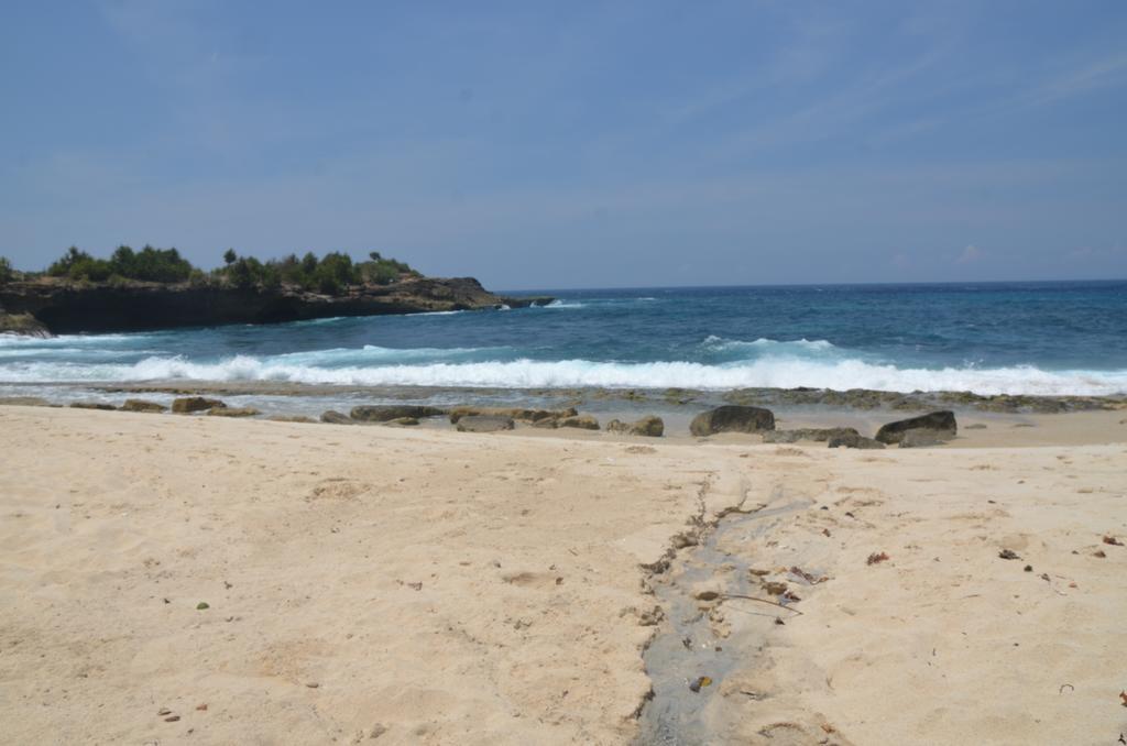 Villa Waru Nusa Lembongan  Exterior photo